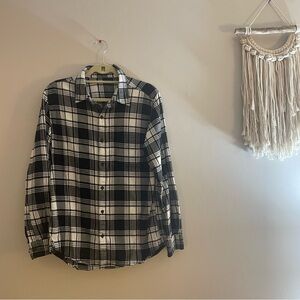 Unisex black and white checkered flannel